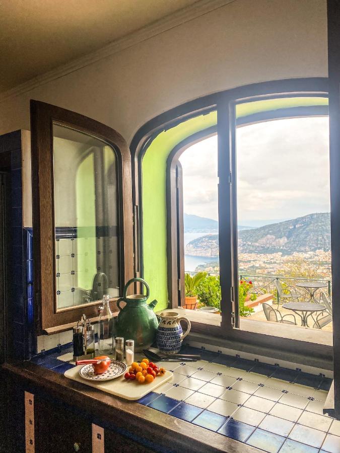 Villa Monica B&B Sorrento Bagian luar foto