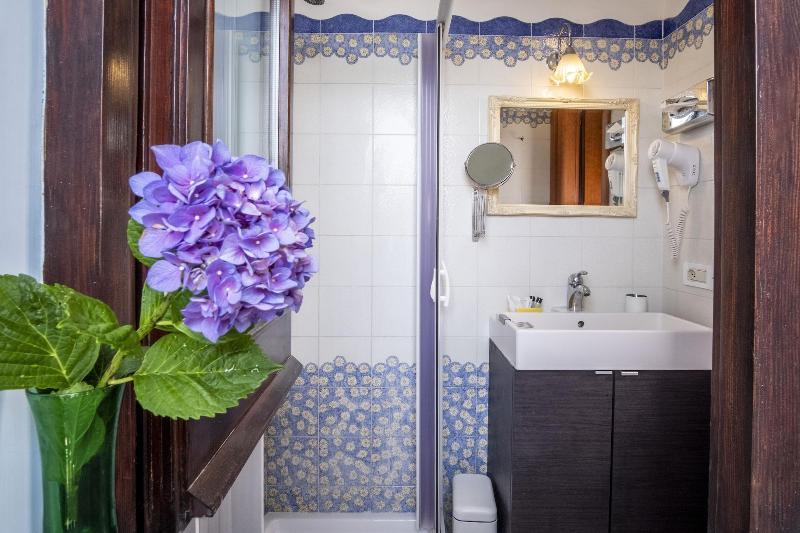 Villa Monica B&B Sorrento Bagian luar foto