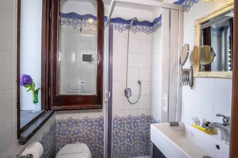 Villa Monica B&B Sorrento Bagian luar foto