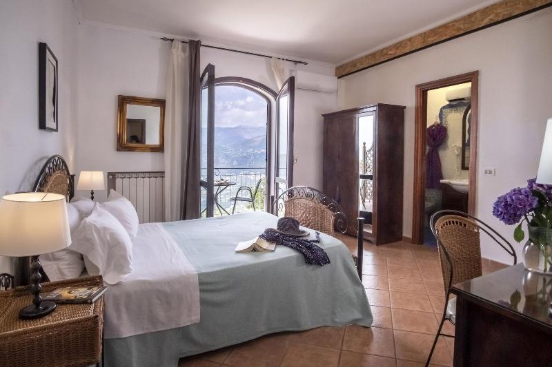 Villa Monica B&B Sorrento Bagian luar foto