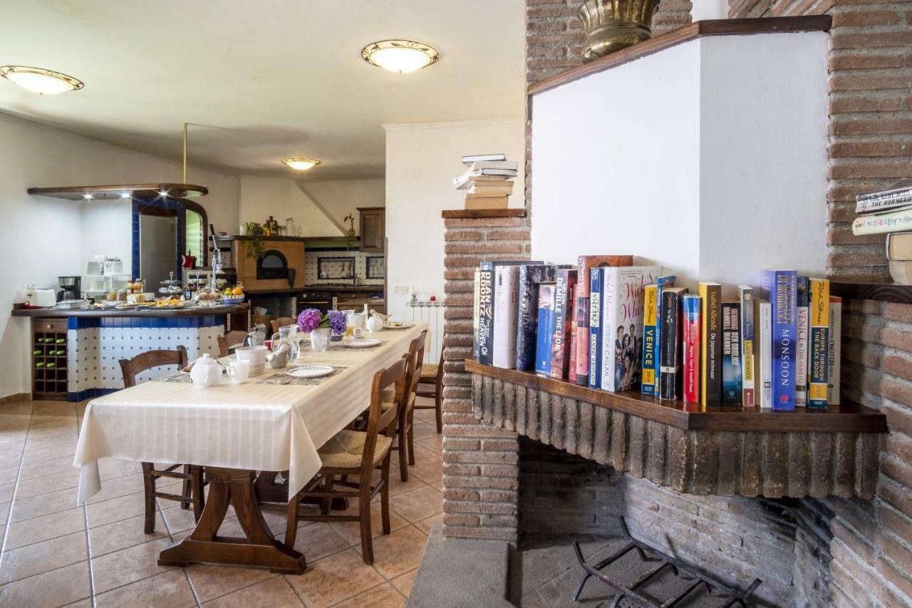 Villa Monica B&B Sorrento Bagian luar foto