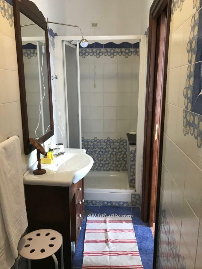 Villa Monica B&B Sorrento Bagian luar foto