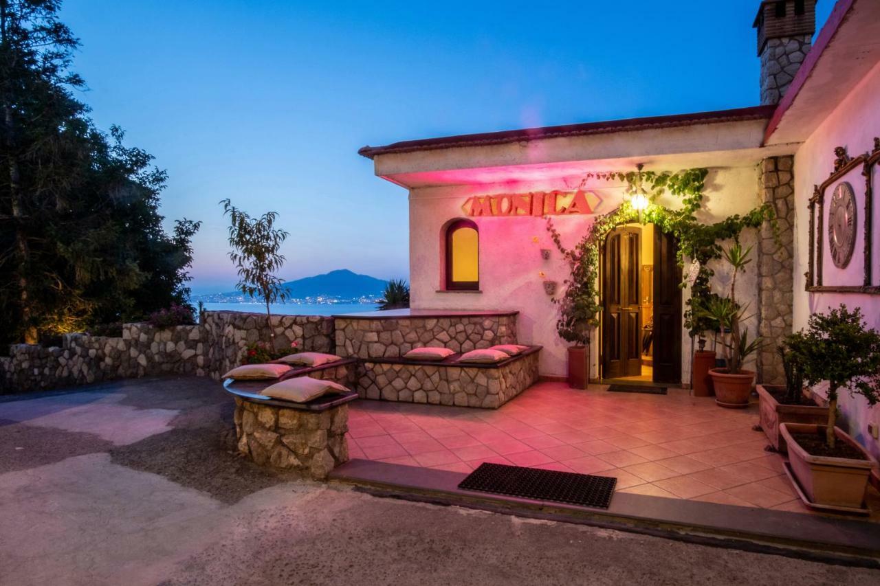 Villa Monica B&B Sorrento Bagian luar foto